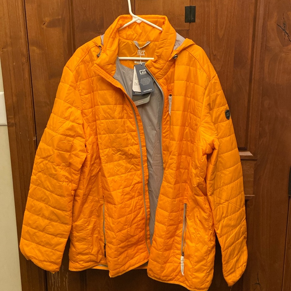 New!! Men’s Cutter & Buck jacket